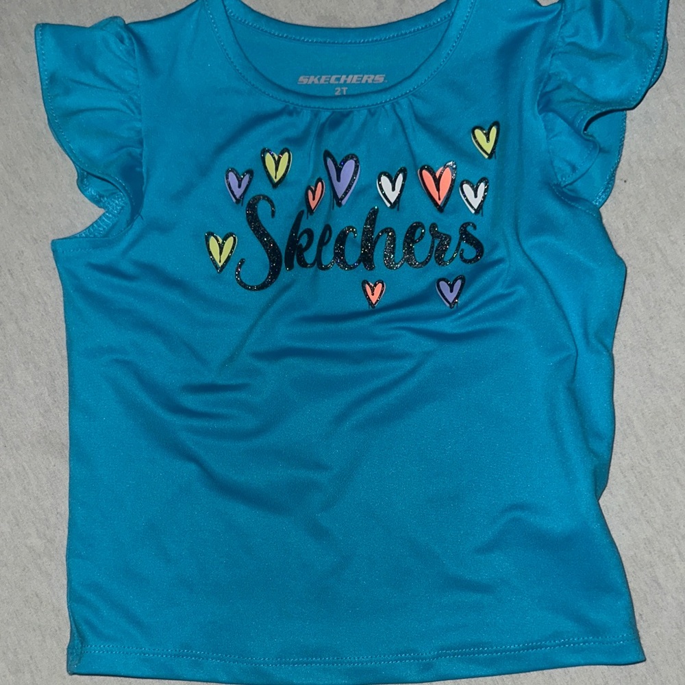 Skechers Turquoise Kids Size 2T Tee with Colorful Hearts
